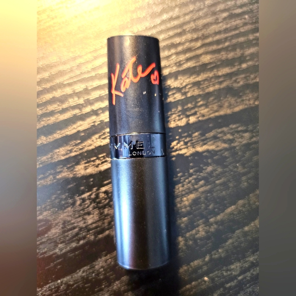 Rimmel Kate 05 lipstick